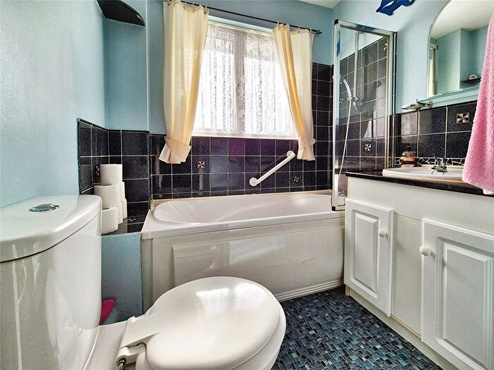 2 Bedroom Semi-Detached House For Sale In Speedwell Close, Barnstaple, EX32