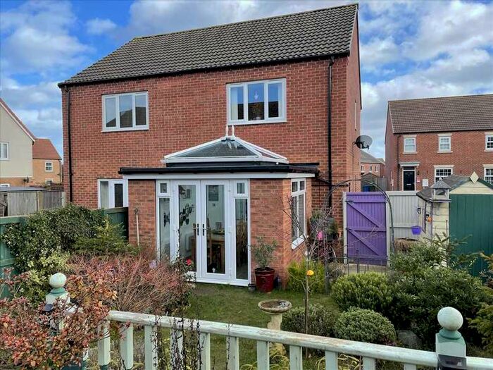 2 Bedroom House For Sale In New Windmill Drive, Mill Meadows, Filey, YO14