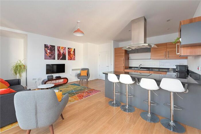 2 Bedroom Apartment For Sale In The Rope Walk, Canterbury, Kent, CT1