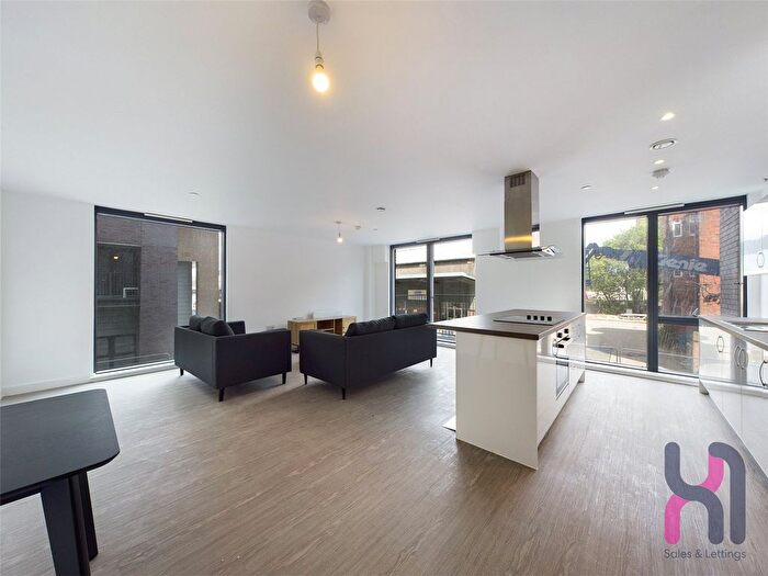 4 Bedroom Flat To Rent In The Landmark, Cow Lane, Salford, M5