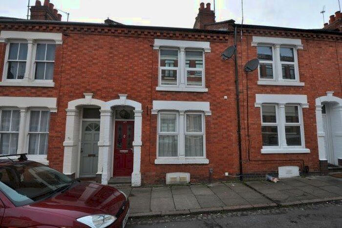 2 Bedroom Property To Rent In Artizan Road, Northampton, NN1