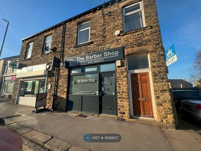 2 Bedroom Flat To Rent In Whitehall Road, Drighlington, Bradford, BD11