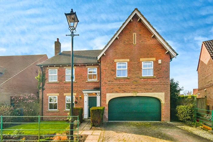 6 Bedroom Detached House For Sale In Rowan Court, Holme-On-Spalding-Moor, YO43