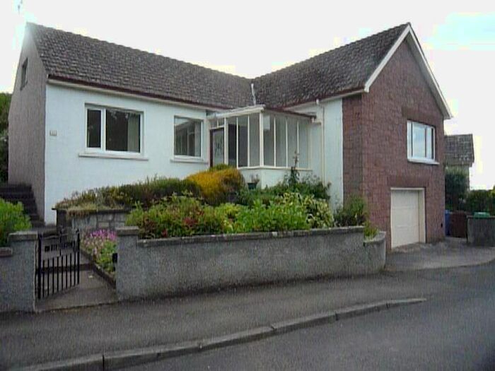 2 Bedroom Bungalow To Rent In The Glebe, Aberdour, KY3