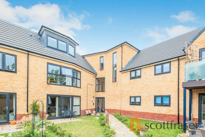 1 Bedroom Flat To Rent In Corndell Gardens, Witney, OX28