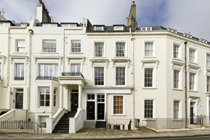 1 Bedroom Flat To Rent In Alma Square, St. John's Wood, NW8