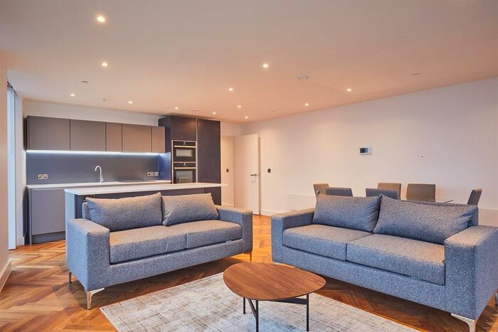 2 Bedroom Flat For Sale In South Tower, M15