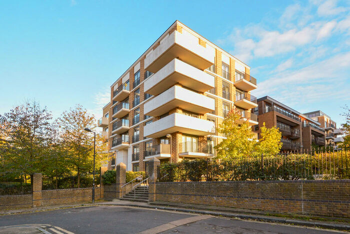 1 Bedroom Apartment To Rent In Fairmont House, Maple Quays, SE16