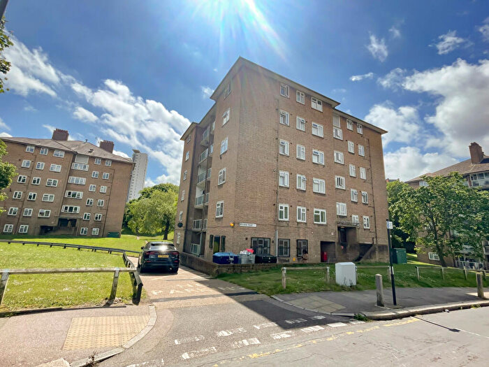2 Bedroom Flat To Rent In Belson Road, SE18