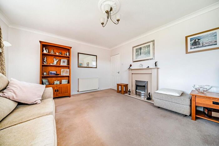 2 Bedroom Detached Bungalow For Sale In Worcester Close, West Meads, Bognor Regis, PO21