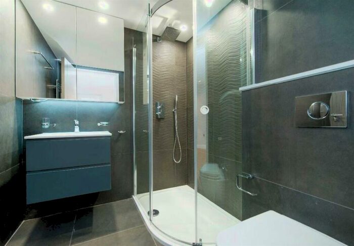 2 Bedroom Flat To Rent In Lyndhurst Road, Hampstead, NW3