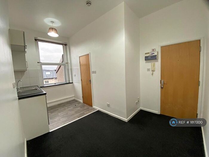 Studio To Rent In Eagle Parade, Buxton, SK17