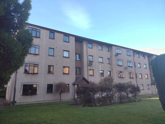 2 Bedroom Flat To Rent In Elliot Street, Leith, Edinburgh, EH7