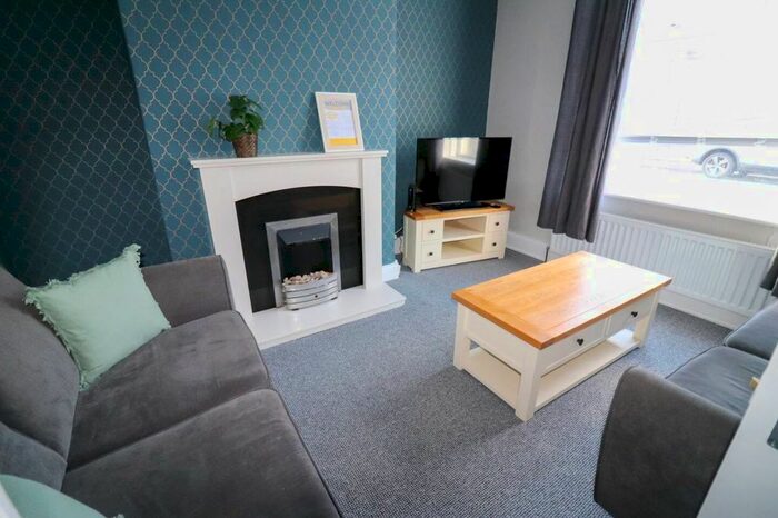 2 Bedroom Flat To Rent In Maple Street, Jarrow, NE32