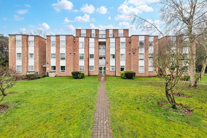 1 Bedroom Flat To Rent In Trapstyle Road, Ware, SG12