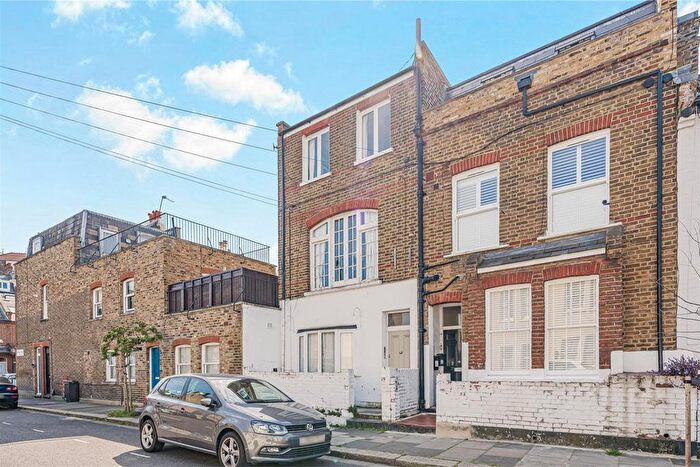 1 Bedroom Flat For Sale In Humbolt Road, Fulham, W6