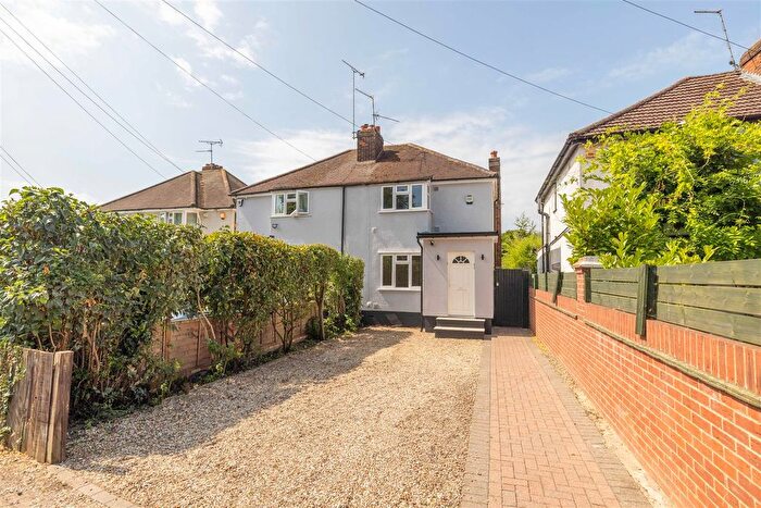 2 Bedroom Property For Sale In Horton Road, Datchet, Slough, SL3