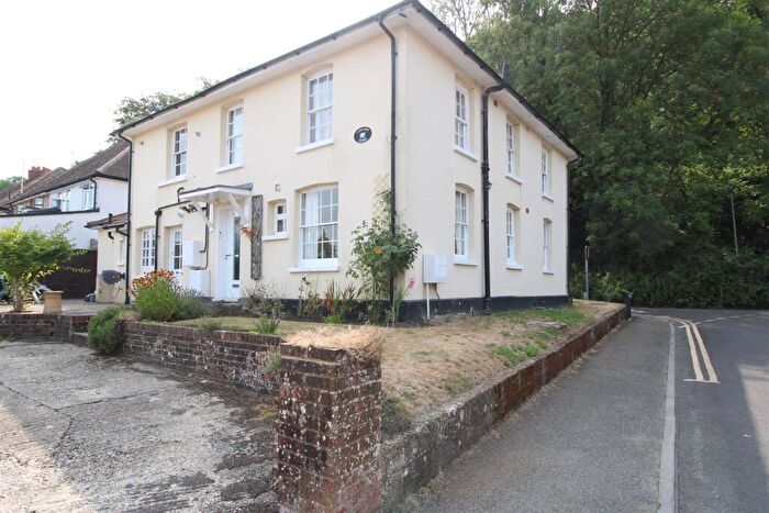 1 Bedroom Apartment To Rent In Catteshall Lane, Godalming, GU7