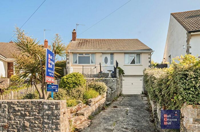 2 Bedroom Bungalow For Sale In Prospect Crescent, Swanage, BH19