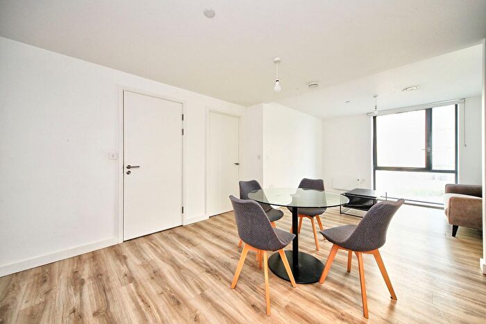 1 Bedroom Flat To Rent In Viva Court, Kimpton Road, Luton, LU2