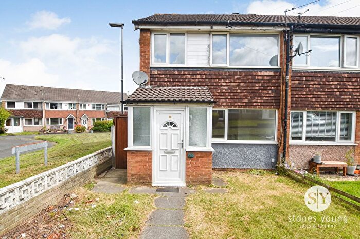 3 Bedroom Semi-Detached House To Rent In Dawlish Close, Blackburn, BB2