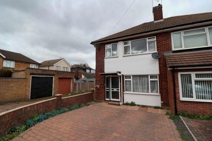 3 Bedroom Property To Rent In St. Kildas Road, Brentwood, CM15