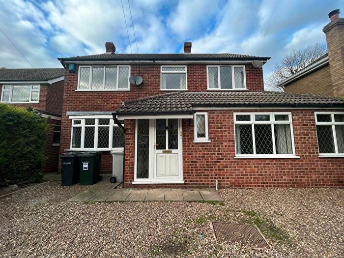 4 Bedroom Detached House To Rent In Highfield Road, North Thoresby, DN36