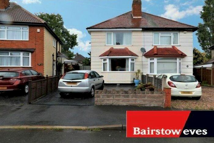 2 Bedroom Semi-Detached House To Rent In Rock Grove, Solihull, B92