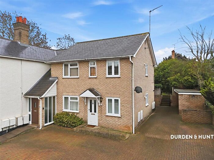 1 Bedroom Apartment For Sale In Van Diemans Road, Chelmsford, CM2