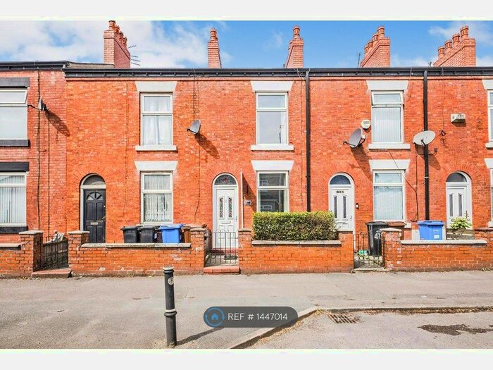 2 Bedroom Terraced House To Rent In Gorton Road, Stockport, SK5