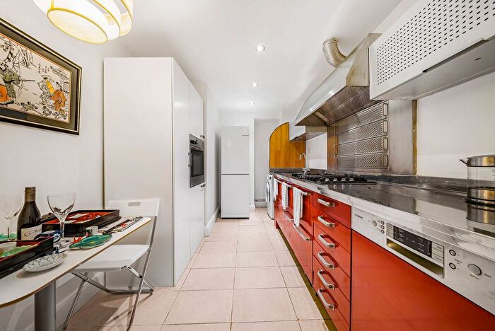 1 Bedroom Flat To Rent In Chelsea Manor Street, Chelsea, London, SW3