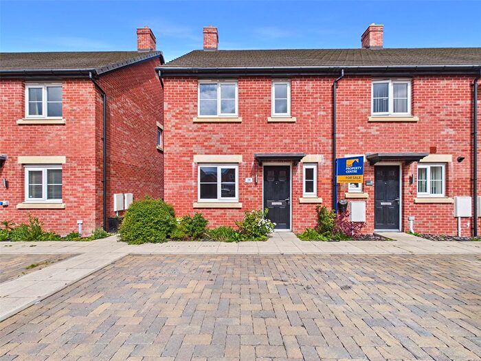 3 Bedroom End Of Terrace House For Sale In Redshank Way, Hardwicke, Gloucester, Gloucestershire, GL2