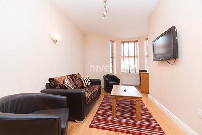 1 Bedroom Apartment To Rent In Dene Apartments, Jesmond, Newcastle Upon Tyne, NE2