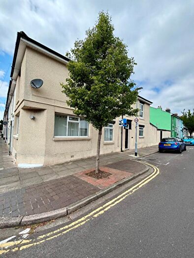 3 Bedroom End Of Terrace House To Rent In Tokar Street, Portsmouth, Hampshire, PO4