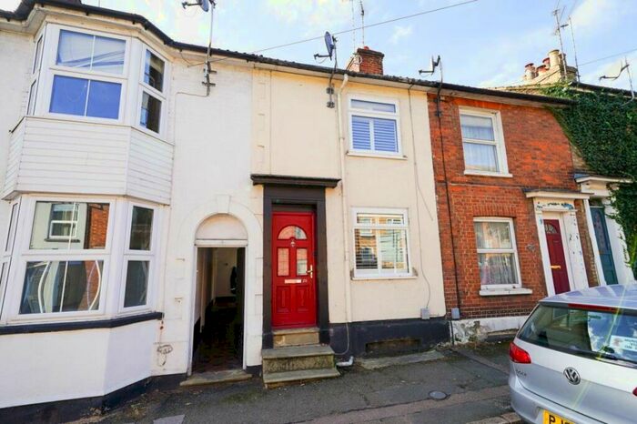 2 Bedroom House To Rent In Old Road, Linslade, LU7