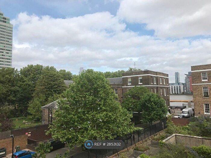 2 Bedroom Flat To Rent In Barfleur Lane, London, SE8