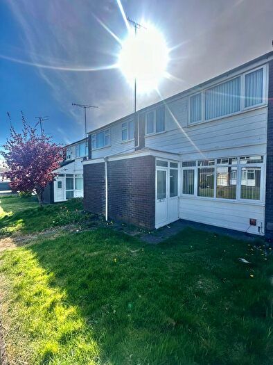 3 Bedroom Semi-Detached House To Rent In Brewster Close, Coventry, CV2