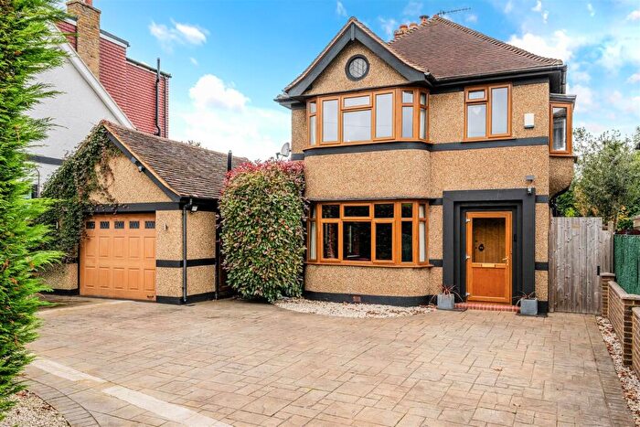 3 Bedroom Detached House For Sale In Lower Kingswood, Tadworth, KT20