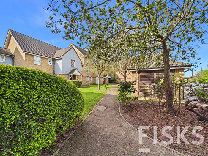 1 Bedroom Block Of Apartments For Sale In London Road, Benfleet, SS7