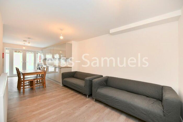 5 Bedroom Terraced House To Rent In Lockesfield Place, London, E14