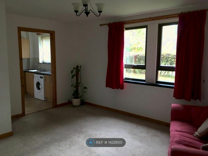 2 Bedroom Flat To Rent In Culduthel Park, Inverness, IV2