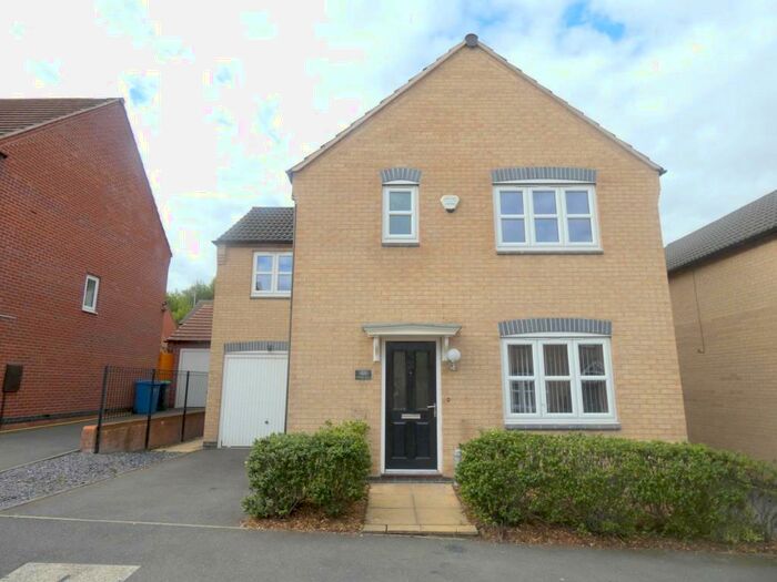 4 Bedroom Detached House To Rent In Debdale Way, Mansfield Woodhouse, NG19