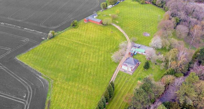 5 Bedroom Detached Bungalow For Sale In Pleasley Vale, Mansfield, NG19