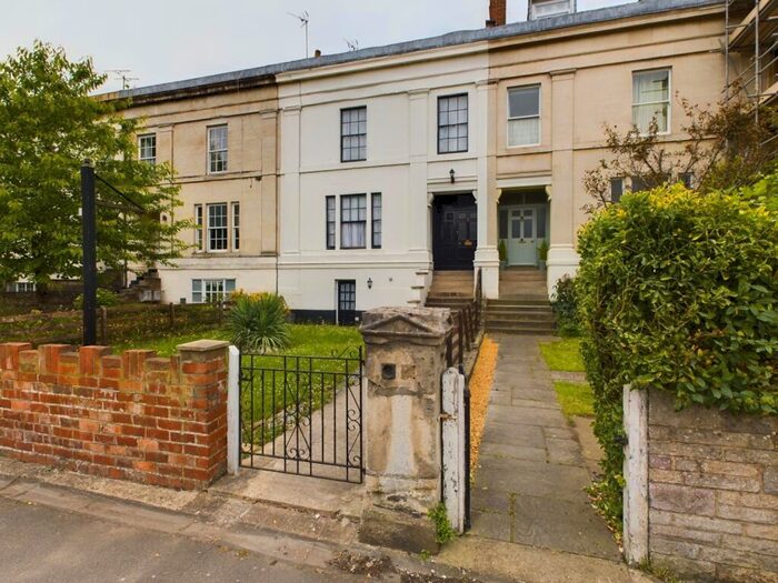 7 Bedroom House For Sale In Bristol Road, Gloucester, Gloucestershire, GL1