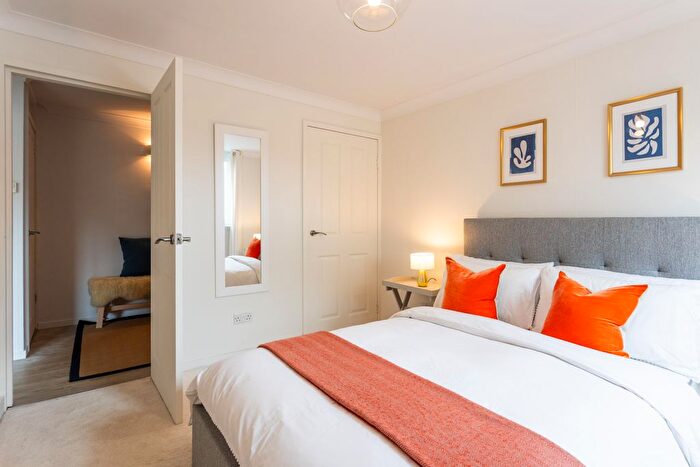 1 Bedroom Flat To Rent In Fair A Far, Cramond, Edinburgh, EH4