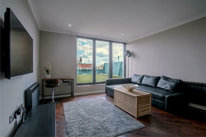 2 Bedroom Apartment To Rent In Essex House, Manor Street, Hull, HU1