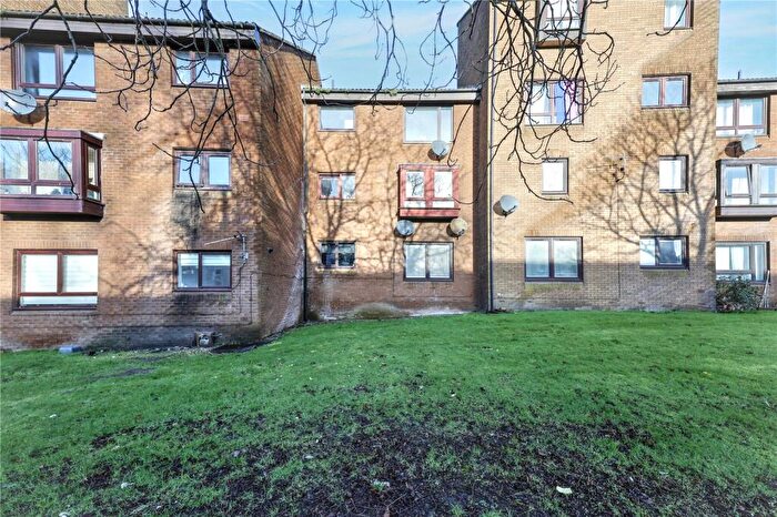 2 Bedroom Flat For Sale In Canon Lynch Court, Dunfermline, Fife, KY12