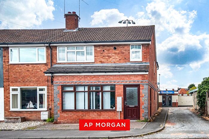 4 Bedroom End Of Terrace House For Sale In Birmingham Road, Bromsgrove, Worcestershire, B61
