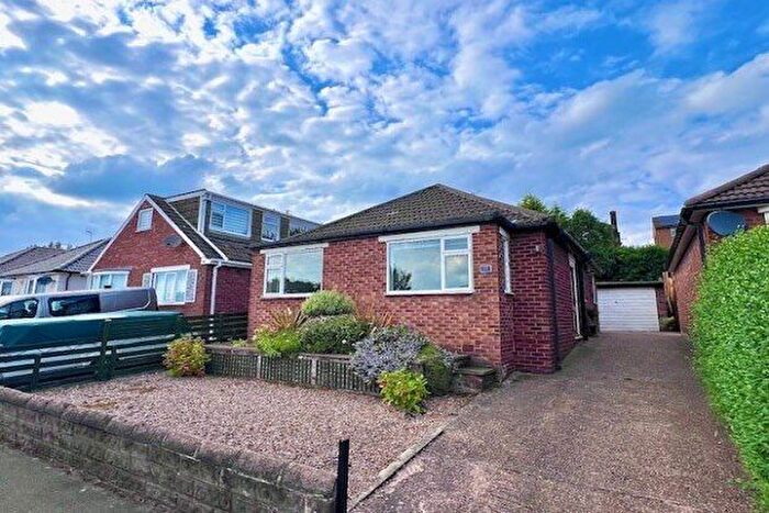 2 Bedroom Bungalow To Rent In Paddock Way, Dronfield, S18