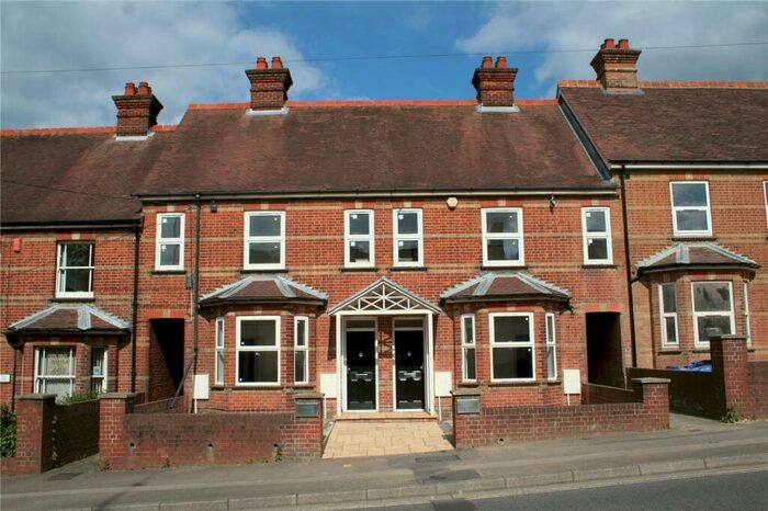 1 Bedroom Apartment To Rent In Corbiere House, - New Road, Basingstoke, RG21
